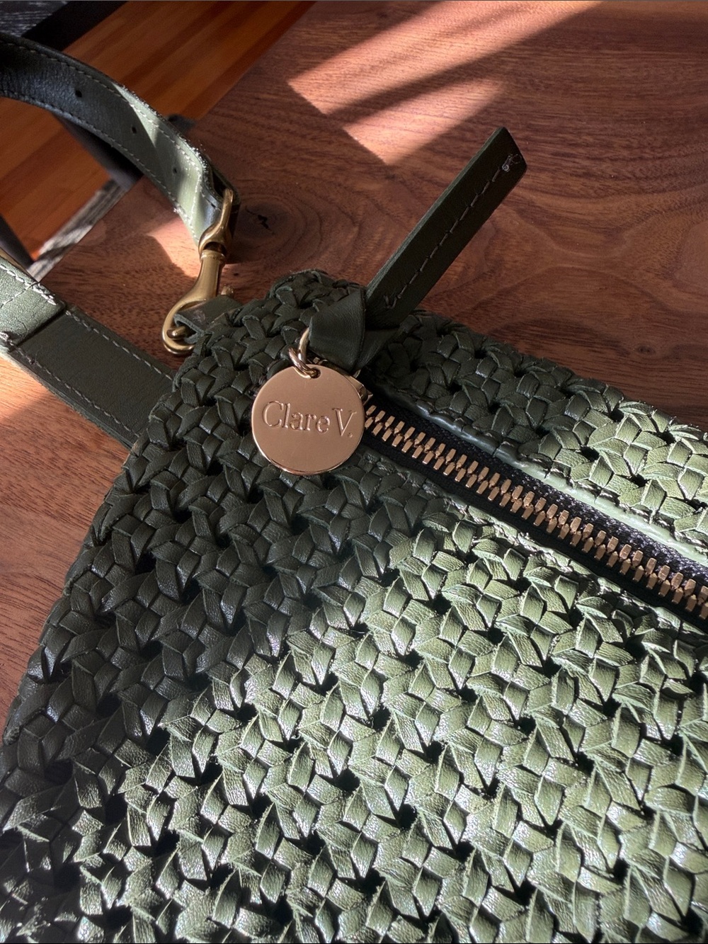 Clare V Loden Olive Green Woven Grande Fanny - Picture 2 of 4